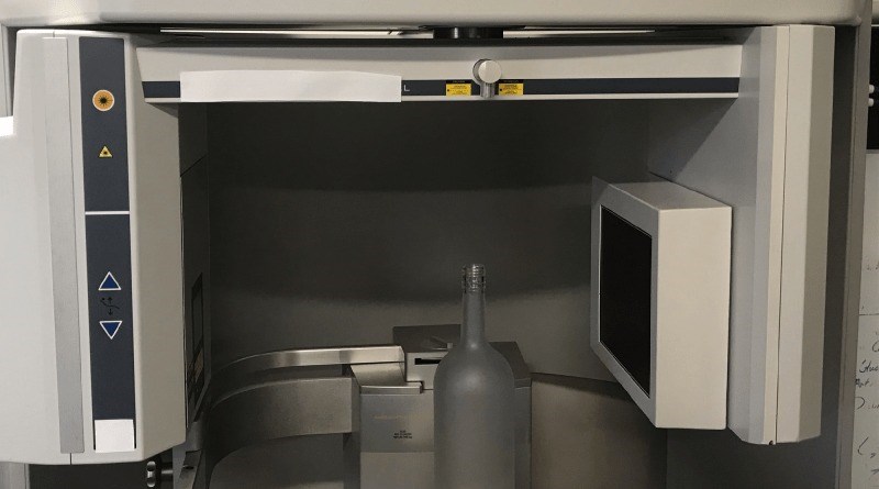 'Suy nghĩ bên ngoài cái chai' – Máy quét CT nha khoa lai thực hiện phép đo 3D