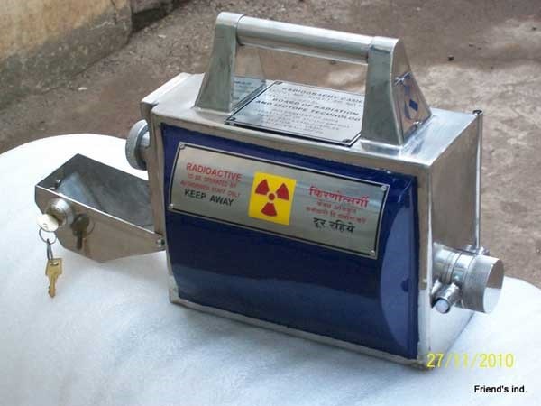 Bức xạ trong công nghiệp – Nguồn phóng xạ